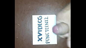 Preview 1 of School Girls Pissing - V&iacute_deo de verificaci&oacute_n