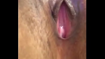Preview 2 of Herman Anleitunzg - La Rica Vagina Depilada De Mi Novia.
