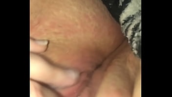 Preview 3 of Eiran Sex - Rubbing my pussy