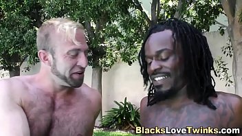 Preview 1 of Turkis Unlu - Horny amateur sucking bbc