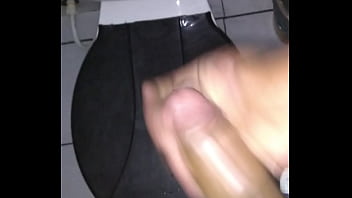 Preview 2 of Jem Girl Fuck - Novinho mostrando sua rola grande grossa
