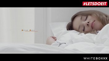 Preview 1 of Desk Orgasm Casting - LETSDOEIT - #Taylor Sands - European Teen Woke Up For Intense Fuck