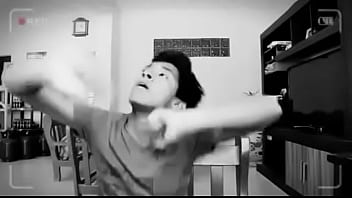 Preview 1 of Korean Bus Scandal - Negro Latino Cachondo Te Baila Para Que Te Excites