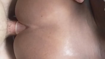 Preview 2 of Desi Girl On Car Dowmload - Meu amigo me comeu