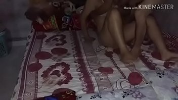 Preview 1 of Kinnar Bp Video - c&oacute_ người y&ecirc_u d&acirc_m cũng sướng
