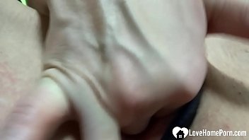 Preview 3 of Hindi Sex Movies By Yash Thakur - Hottie gives a closeup of her goods