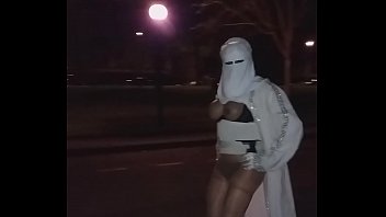 Preview 3 of Korean Anal Pain - musulmane voil&eacute_e ouvre sa djellaba dans la rue