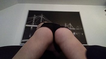 Preview 3 of Tre Xvideos - Twerking-clip