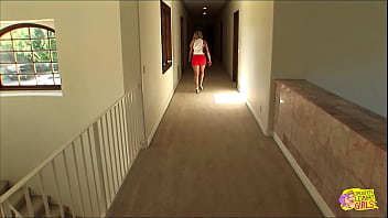 Preview 1 of 50 Agenzie Aunti - She tries to take her boyfriend but decides to fuck her blonde friend instead