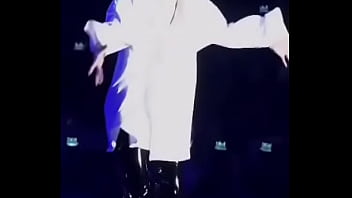 Preview 4 of Video Sex Buat Pacar - Coreano mostrando bundinha para p&uacute_blico by: J&uacute_lia