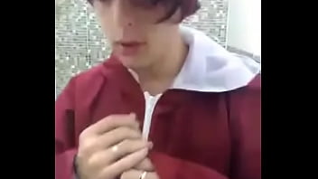 Preview 1 of Mom Takes My Virginity - V&iacute_deo de verifica&ccedil_&atilde_o
