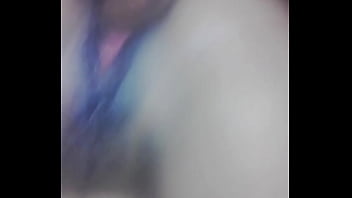 Preview 1 of Is To Hot - Reyna