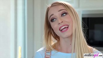 Preview 2 of Spans Bf Downlod - Serene Siren licks her cute stepdaughters pussy