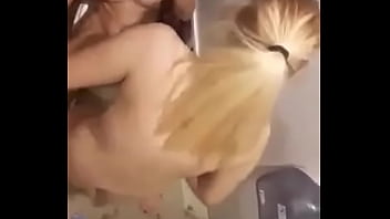 Preview 3 of Babe Acquires Wild Pleasuring - Sexo en el ba&ntilde_o
