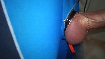 Preview 3 of Xxx Bq Video - kouřen&iacute_ poř&aacute_dně tvrd&eacute_ho penisu vystrčen&eacute_ho z elastick&yacute_ch kalhot a zapojen&eacute_ho na elektrice a řetězech