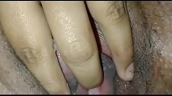 Preview 4 of Vdo Xxxx Bf - Se masturba para mi