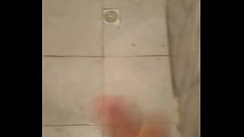 Preview 2 of Pakistan Moti Aunty Sex - Novinho Batendo uma punheta