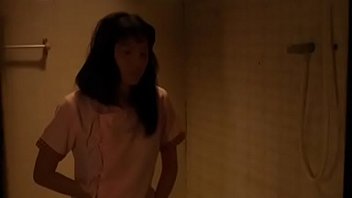 Preview 2 of Mother And Doughter Leasbine - หนังโป๊ไทยฉากหนัง น้ำตาแดงช่วยตัวเอง