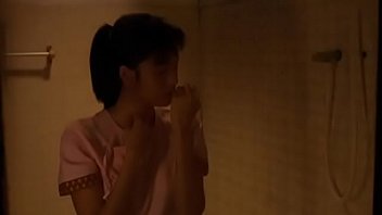 Preview 1 of Mother And Doughter Leasbine - หนังโป๊ไทยฉากหนัง น้ำตาแดงช่วยตัวเอง