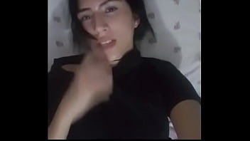 Preview 1 of Dr Bra Zers - PUTITA CASADA ME MANDA VIDEO CASERO