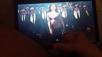 Preview 2 of Ana Del Tabacal - Masturbation on Kareena Kapoor cumshot cum tribute fap shag on boobs