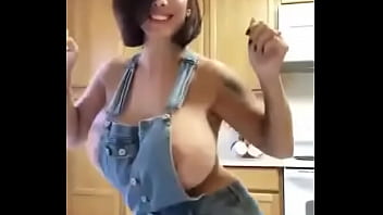 Preview 1 of Sex New Video School Girl - Who is she????? Name?