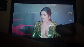 Preview 3 of School Xxxvedohinde - Masturbation on Deepika Padukone cumshot cum tribute shag fap on boobs cleavage