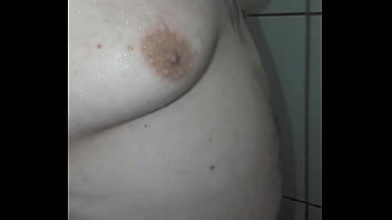 Preview 1 of Hindi Baby Xxx Video - Hora do banho