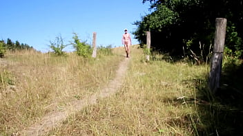 Preview 2 of Iranian Gril Fucking Video - Nackedeis Nacktspaziergang 003