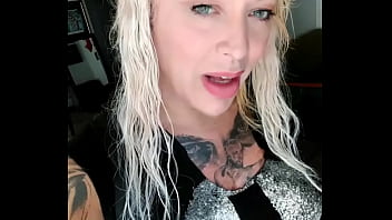 Preview 2 of Small Garl Fuck Big Black Cok - SALUDOS KELLY GARRET A TODOS , GREETING OTHER PEOPLE THANK, S