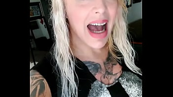 Preview 1 of Small Garl Fuck Big Black Cok - SALUDOS KELLY GARRET A TODOS , GREETING OTHER PEOPLE THANK, S
