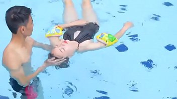 Preview 2 of Amature Reaity - How to Massage in Water by Floating body - hott9.com