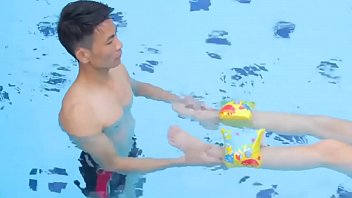 Preview 4 of Amature Reaity - How to Massage in Water by Floating body - hott9.com