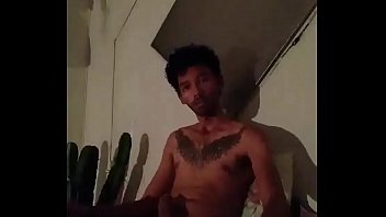 Preview 2 of But Plug Dykes - Batendo uma na webcam