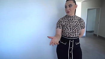 Preview 1 of School Kidnap Sexy - Hot MILF Real Estate Agent with Amazing BIG Ass Fucks Investor at Her Open House