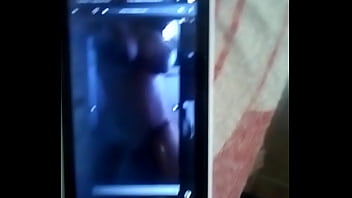 Preview 1 of Pinched Boob - Tributo para sofixxx