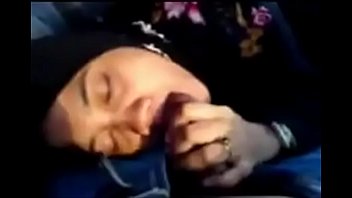 Preview 1 of Lesbian Seting - Sepongan Cewek Jilbab