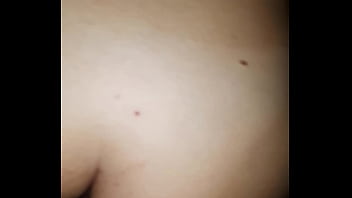 Preview 3 of School Xxx 16 Year Grill - Namorada gostosa sentando para outro!