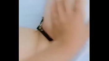 Preview 4 of L Housewife - Con nhỏ bạn th&acirc_n mướt qu&aacute_