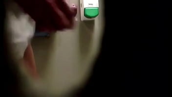 Preview 3 of Hd Romantic Beeg - Quay l&eacute_n trai thẳng 18cm thủ d&acirc_m toilet
