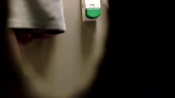 Preview 4 of Hd Romantic Beeg - Quay l&eacute_n trai thẳng 18cm thủ d&acirc_m toilet