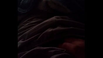 Preview 1 of Gabonaise Baise Porno - Novinho batendo punheta