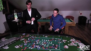 Preview 1 of Bart Follando A Marge - Extremely hot sweetheart Henessy double penetrated balls deep on pool table