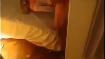 Preview 2 of Neighbour Odia Bhabhi Sex - Marido chega em casa e da de cara com esposa levando rola na sua cama de coleira.