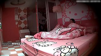 Preview 2 of Lucky Bastard Fuks 4 Teen Dorm - 气质漂亮的180CM短裤大长腿美女性欲太旺盛进酒店房间就诱惑男友啪啪, 连续操了3次, 外表斯文毛毛却又黑又旺!