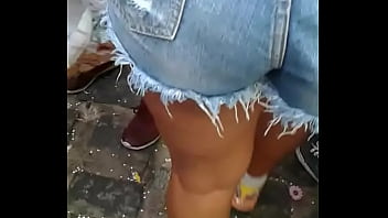 Preview 3 of Allison Mack Pussy Fucking Movie - Gostosa Rabuda no Carnaval de Olinda