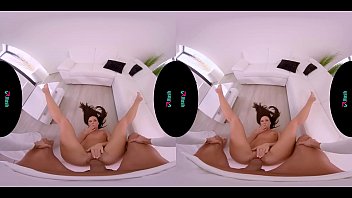 Preview 4 of Sophie Dee Public - VRHUSH Vinna Reed has her tight pussy pounded in VR