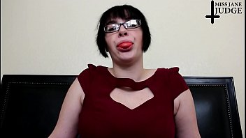 Preview 4 of Long Sex Mumbai - Bubble Gum Babe Blows Big Bubbles