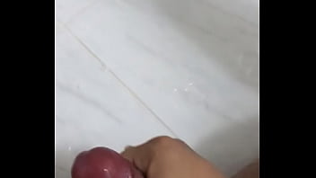 Preview 4 of Children Fuck Xxx - Pensando na pica do macho