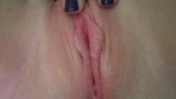 Preview 3 of Big Lun Vedo - Blonde Stripper Lexi Grant plays with her pussy